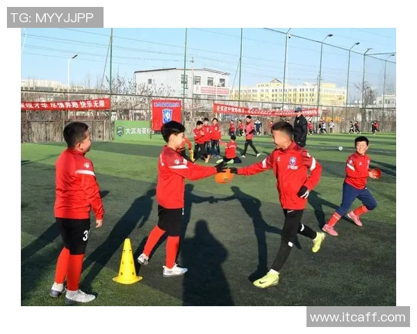 从天才少年到被吹上神坛的足球之星究竟是谁